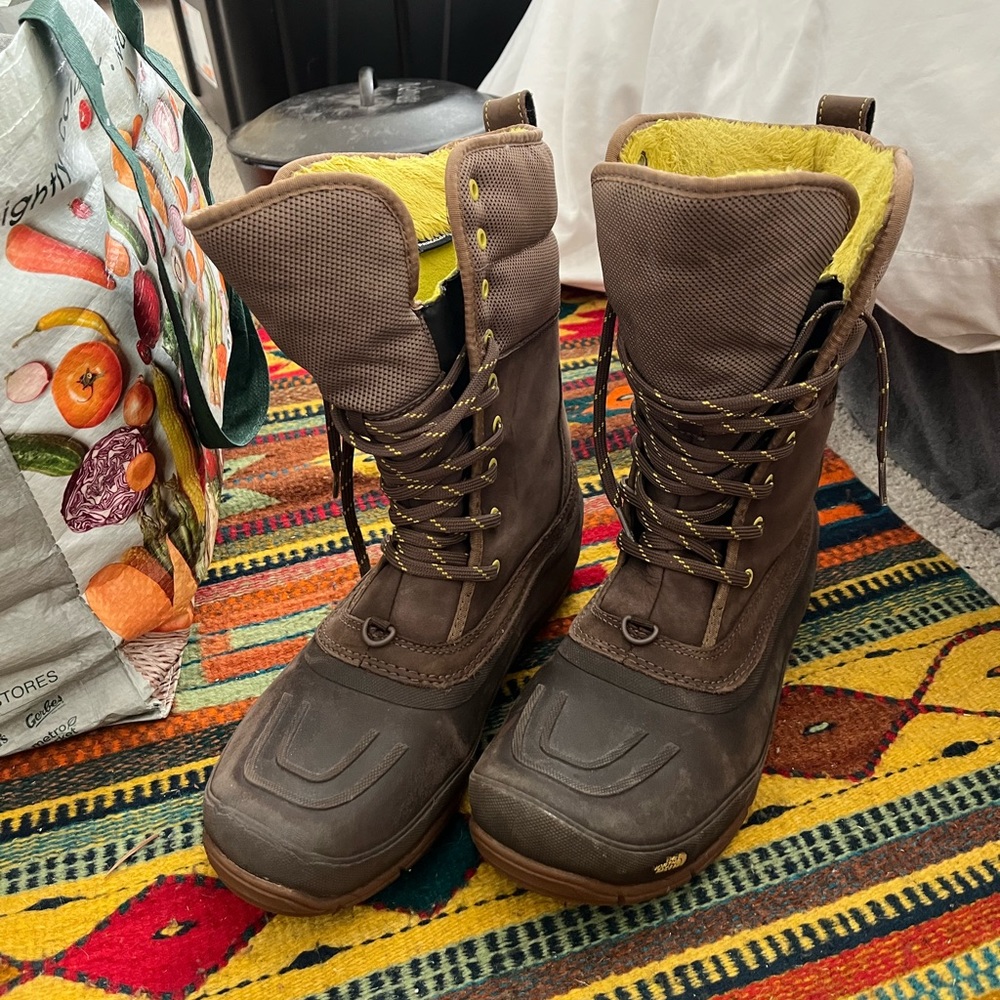 North Face snow boots!